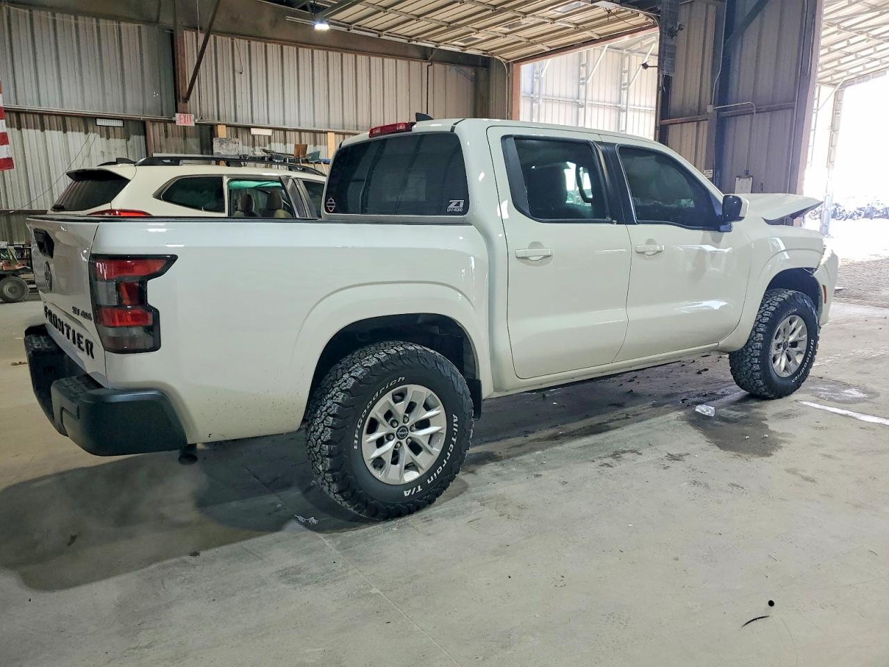 2024 NISSAN FRONTIER S photo 5