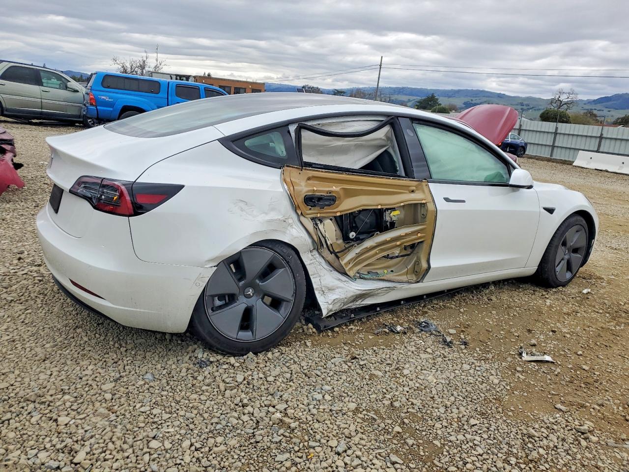 2021 TESLA MODEL 3 photo 3
