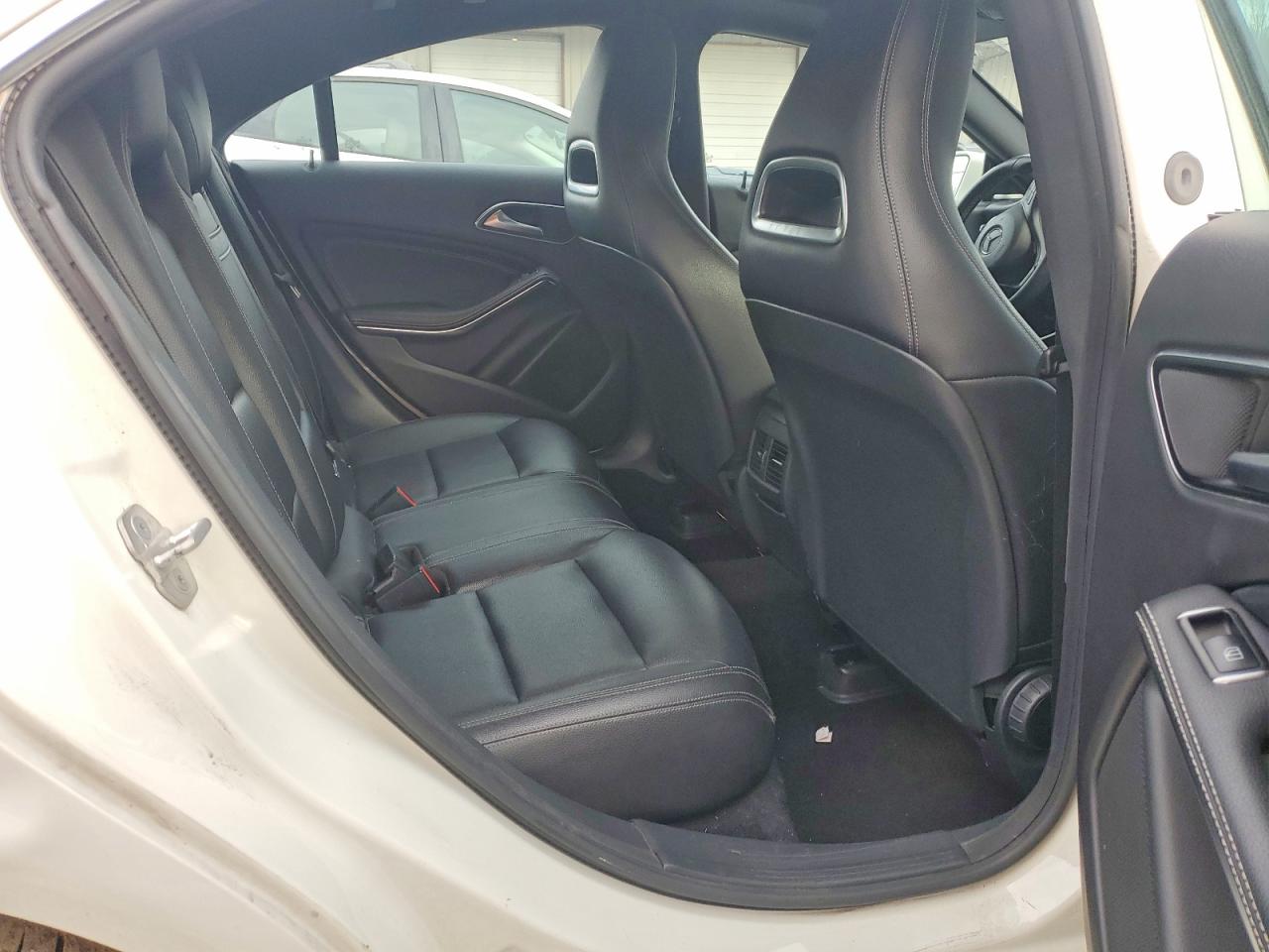 2016 MERCEDES-BENZ CLA 250 4MATIC photo 10