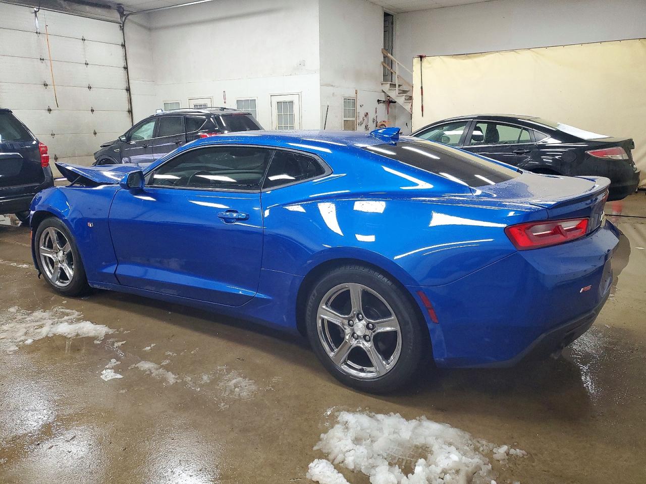 2017 CHEVROLET CAMARO LT photo 2