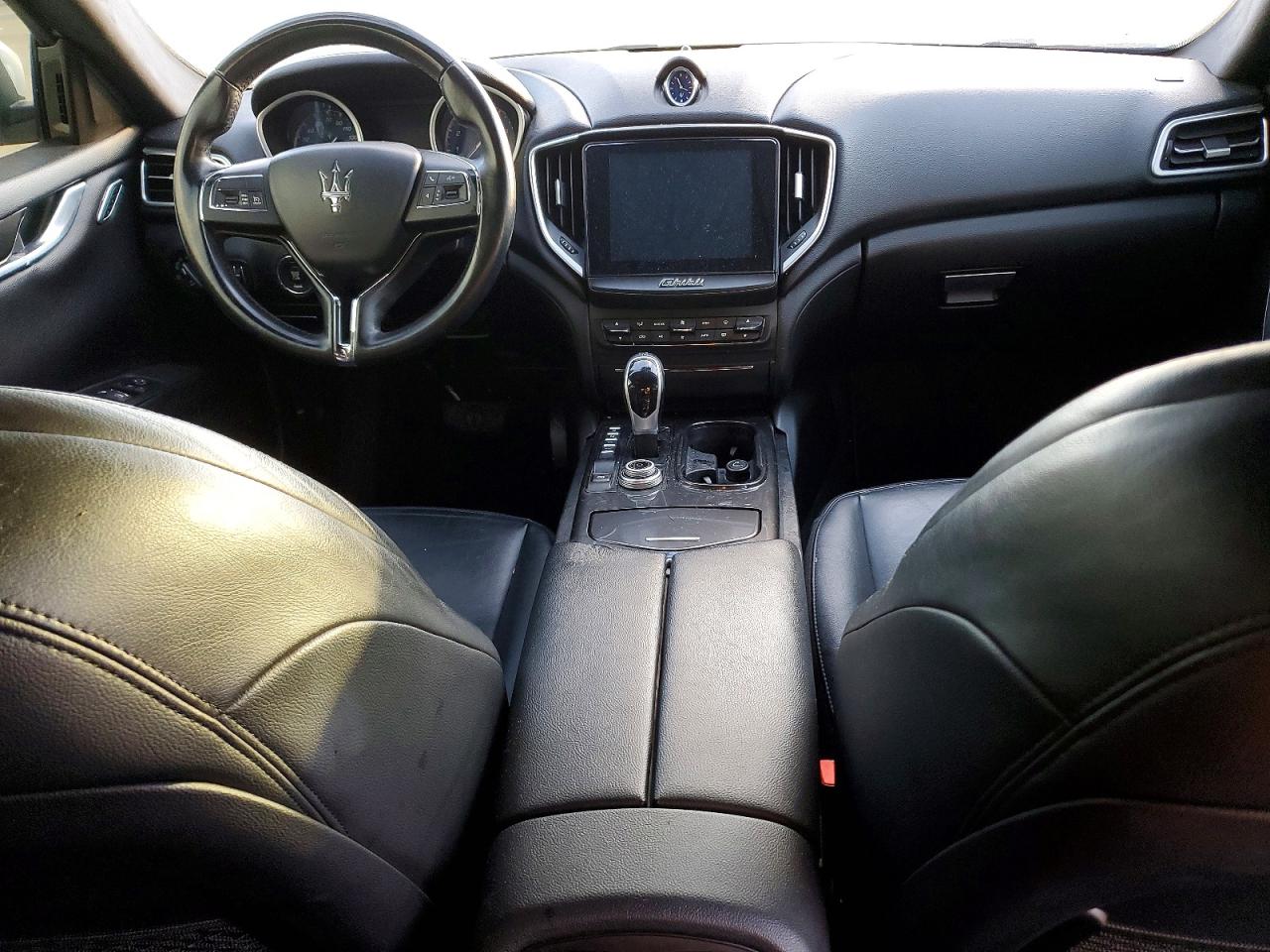 2017 MASERATI GHIBLI photo 8