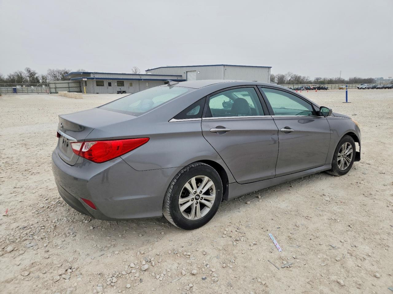2014 HYUNDAI SONATA GLS photo 5