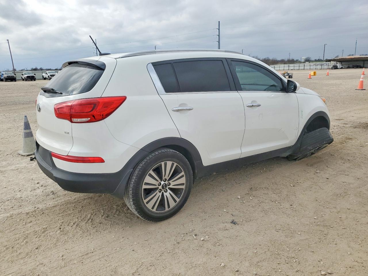 2016 KIA SPORTAGE EX photo 3