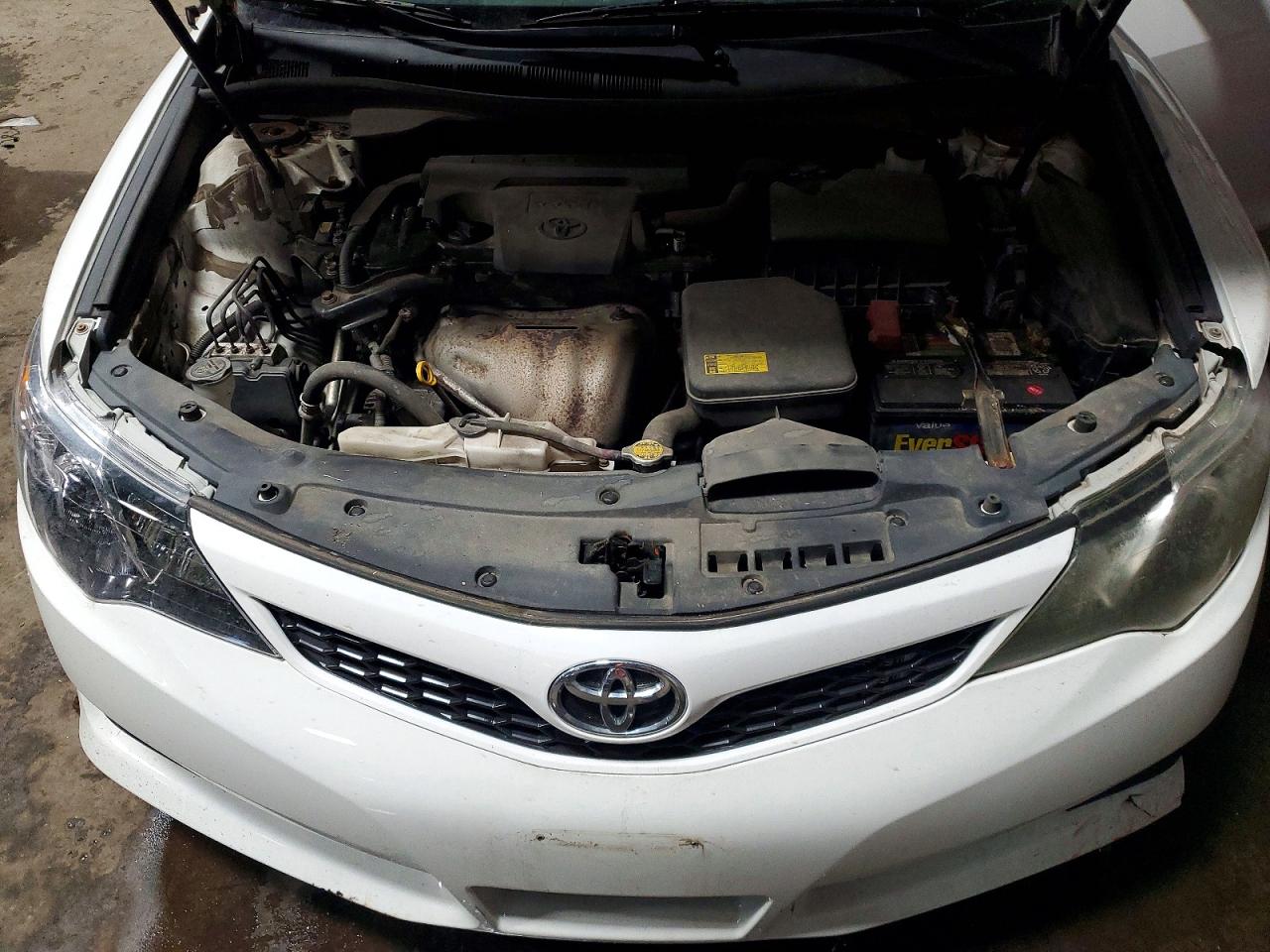 2012 TOYOTA CAMRY BASE photo 11