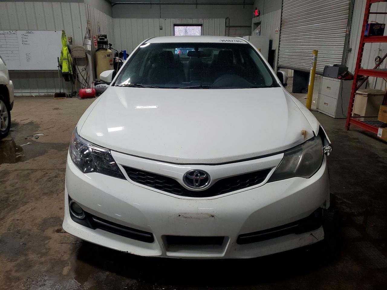 2012 TOYOTA CAMRY BASE photo 5