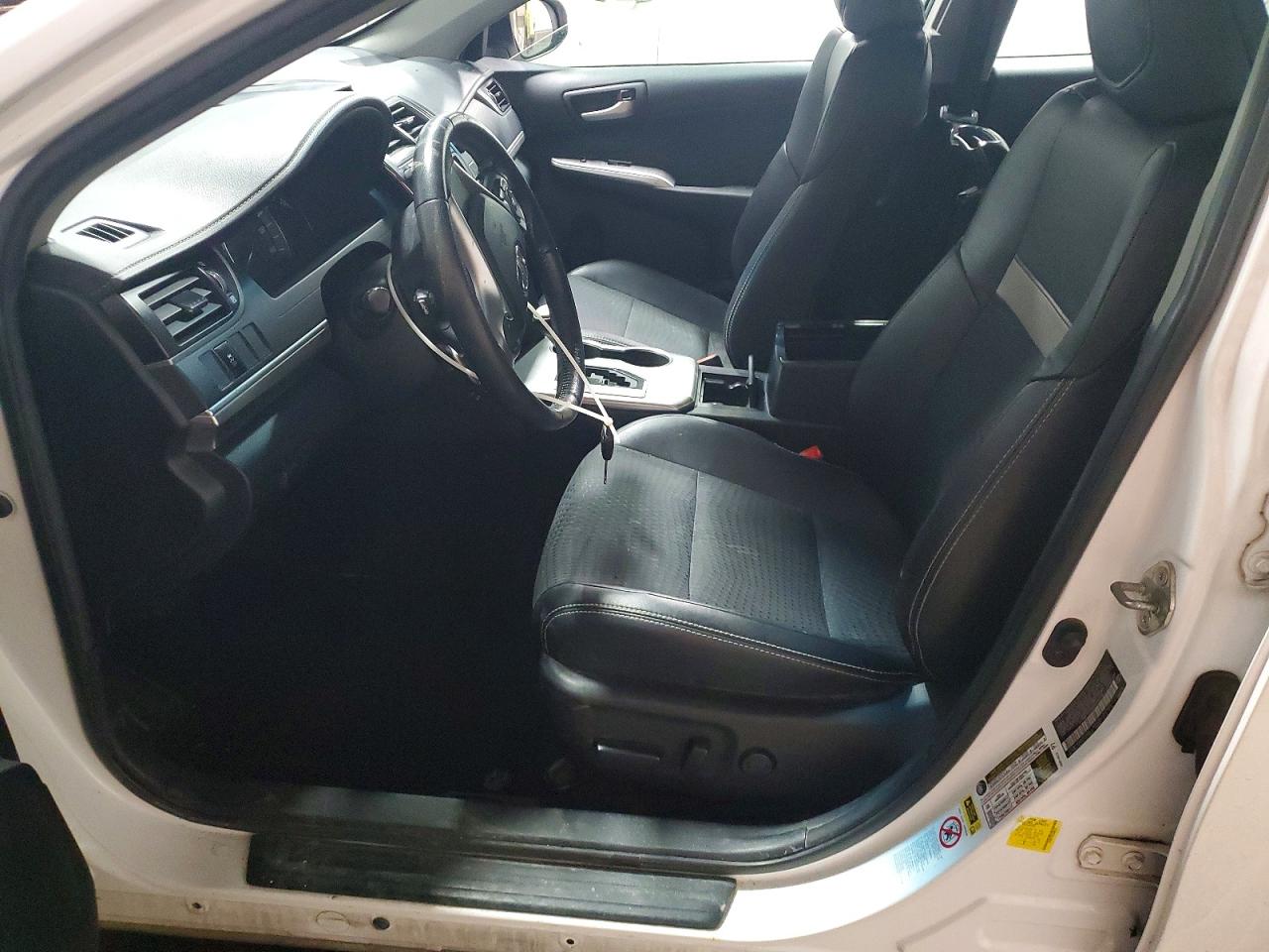 2012 TOYOTA CAMRY BASE photo 7