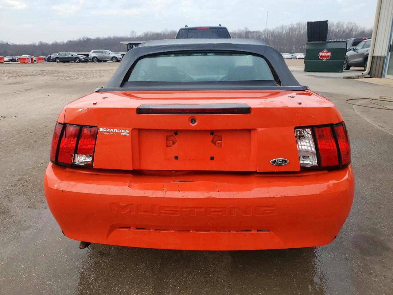2004 FORD MUSTANG photo 6