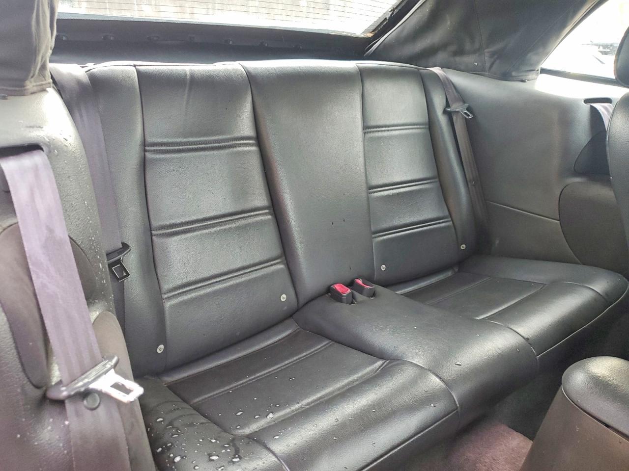 2004 FORD MUSTANG photo 10
