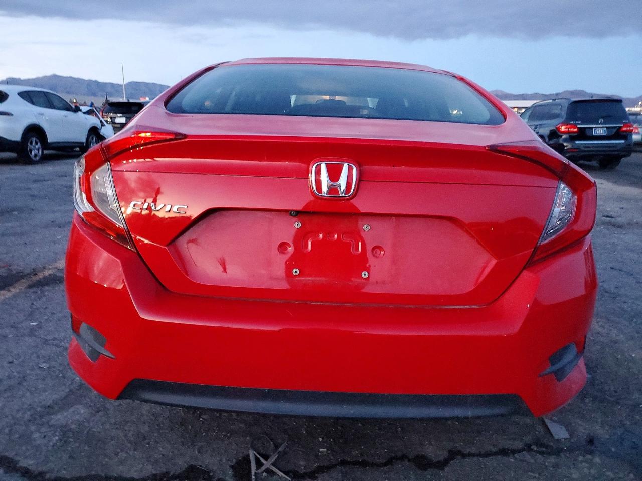 2016 HONDA CIVIC LX photo 6