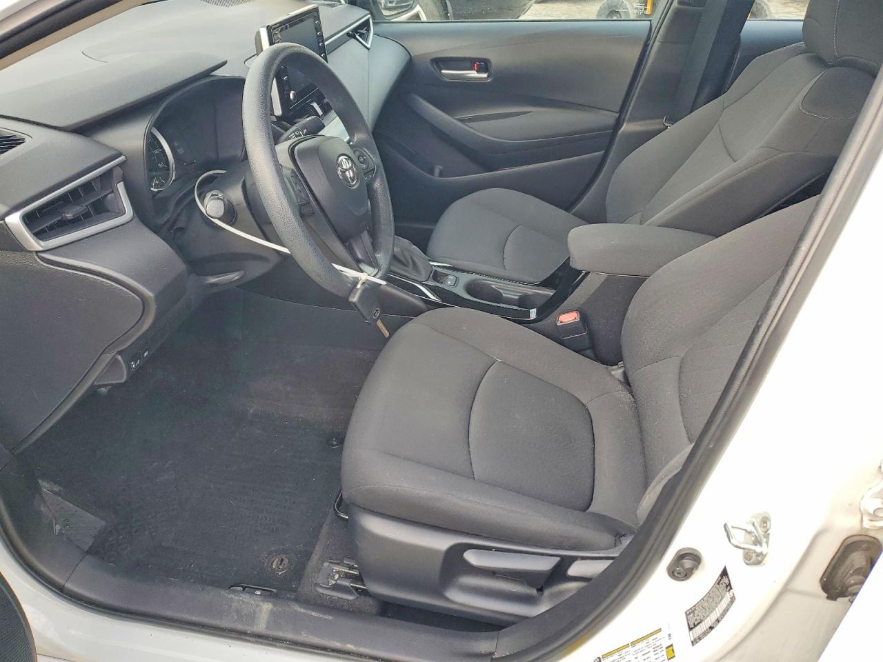 2020 TOYOTA COROLLA LE photo 7