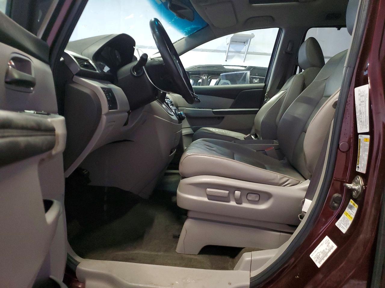 2012 HONDA ODYSSEY EXL photo 7