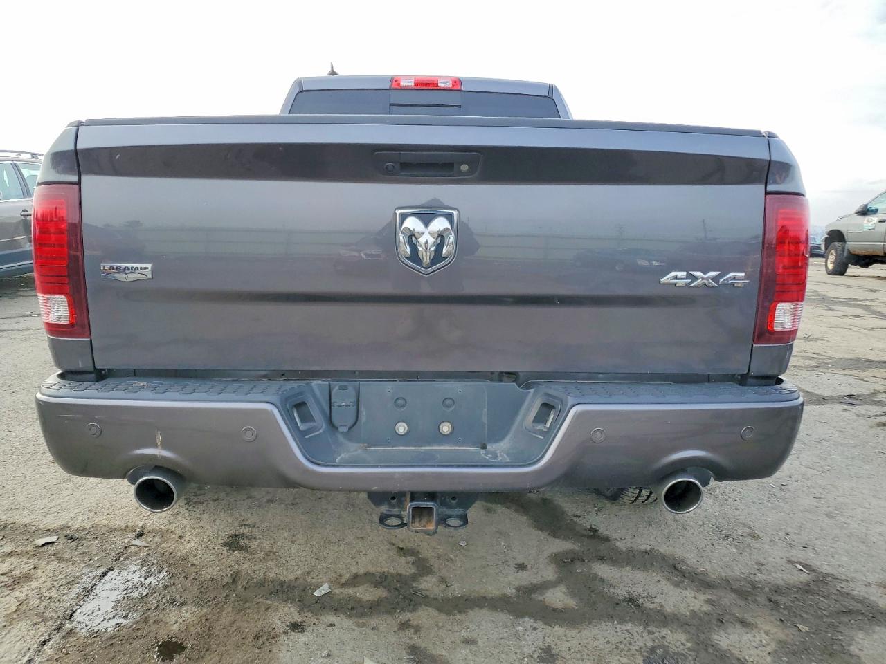 2017 RAM 1500 LARAMIE photo 6