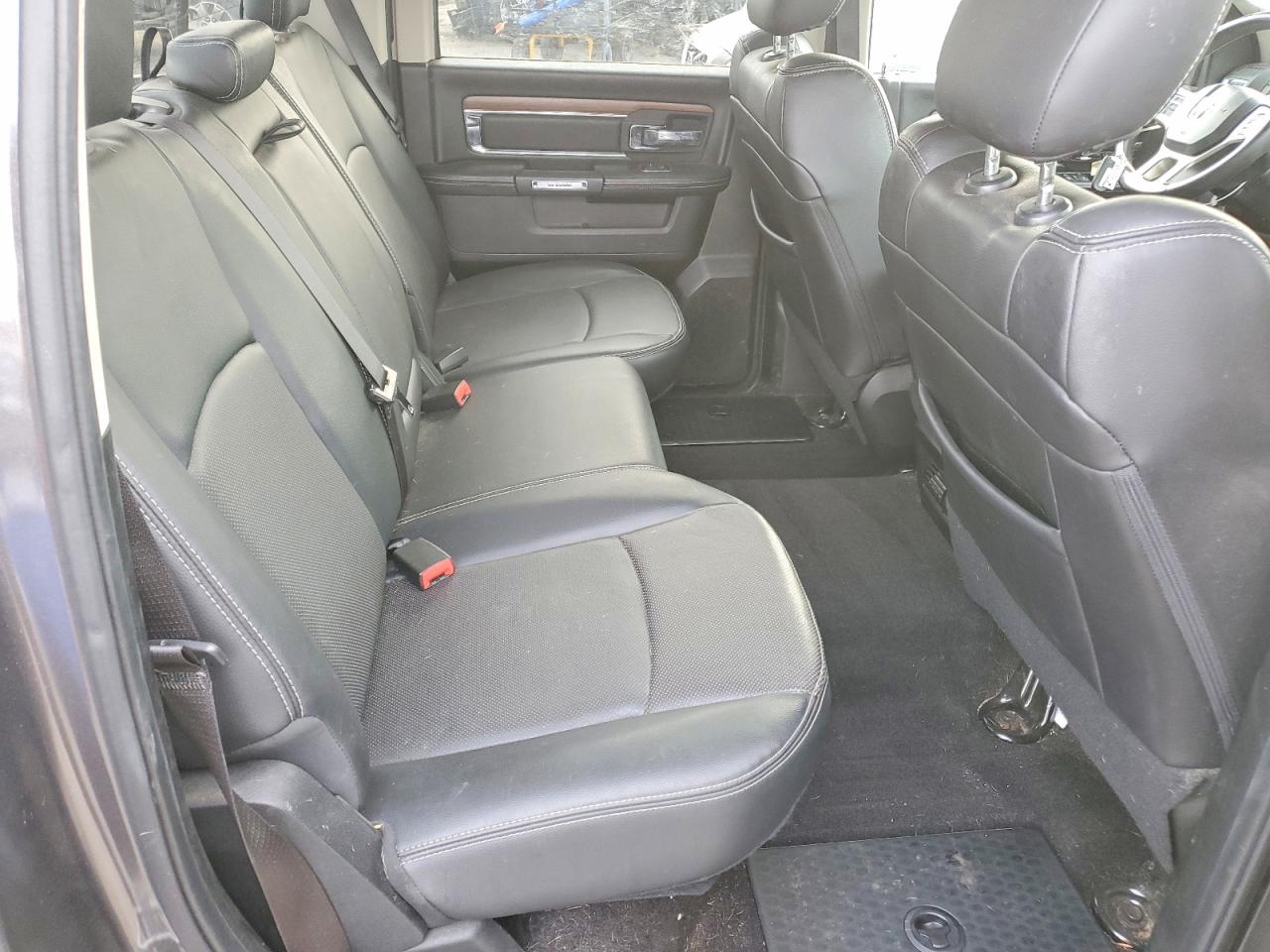 2017 RAM 1500 LARAMIE photo 10