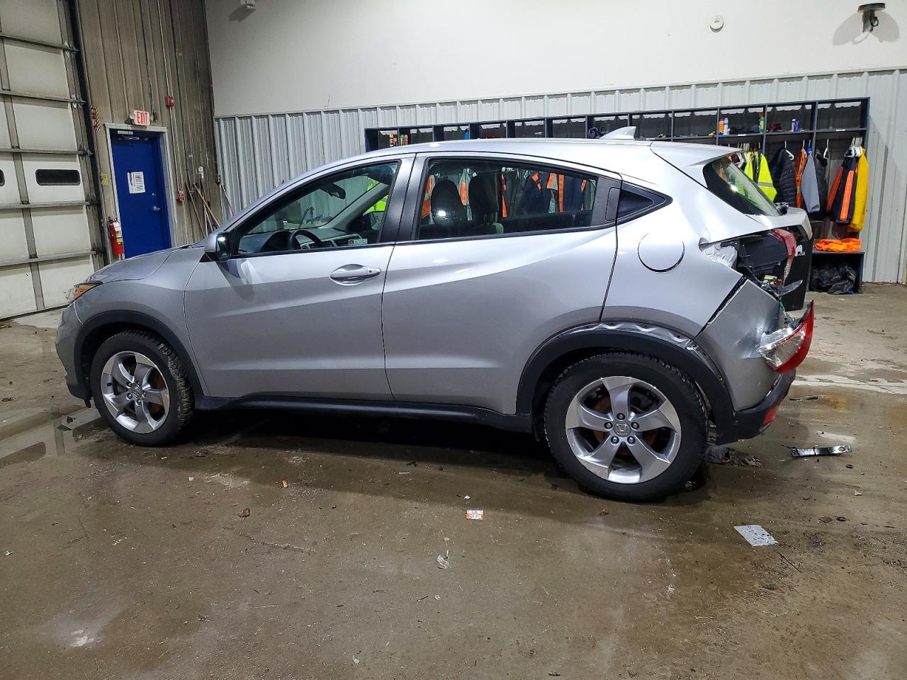 2021 HONDA HR-V LX photo 2