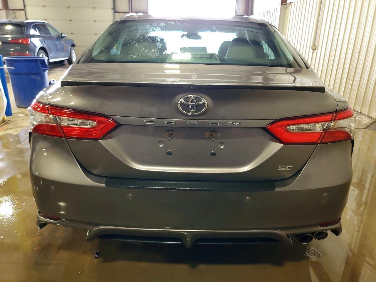 2018 TOYOTA CAMRY L photo 6