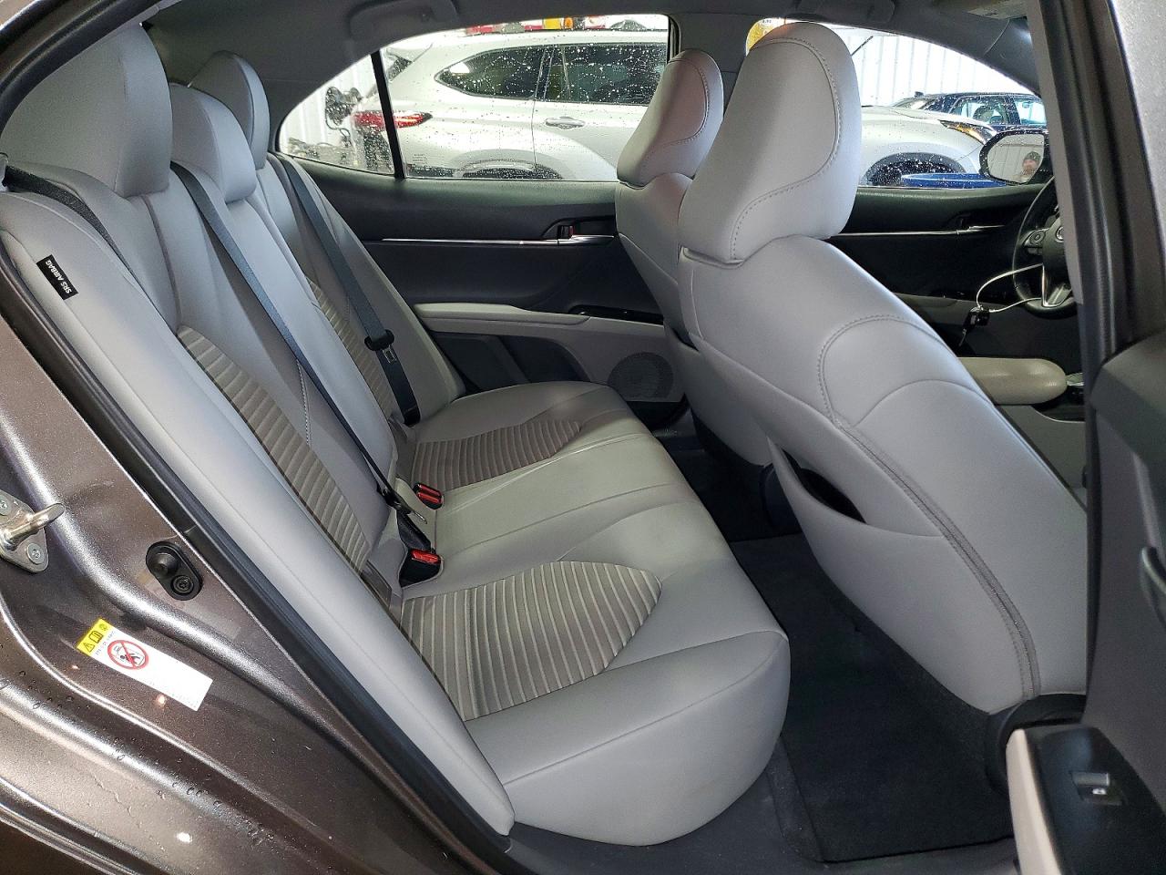 2018 TOYOTA CAMRY L photo 10