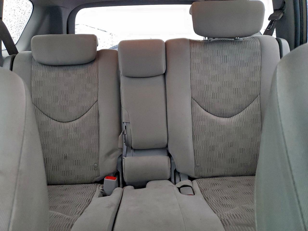 2010 TOYOTA RAV4 photo 10
