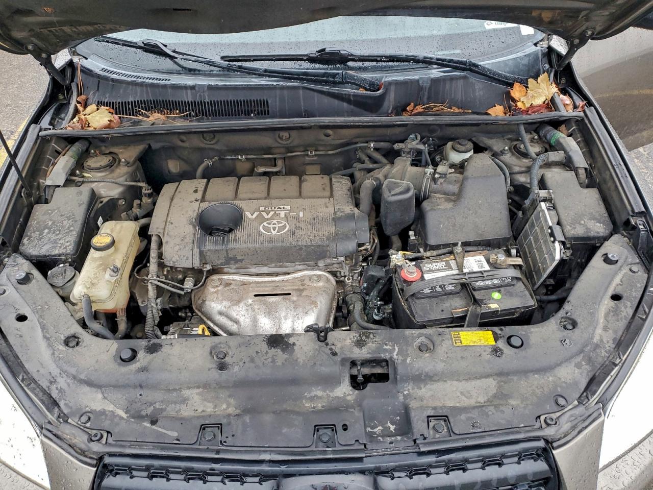 2010 TOYOTA RAV4 photo 12