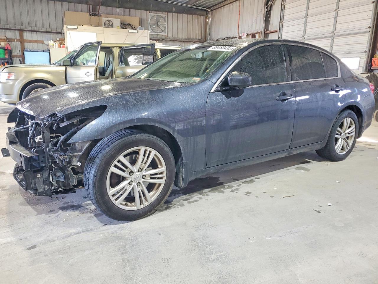 2011 INFINITI G37