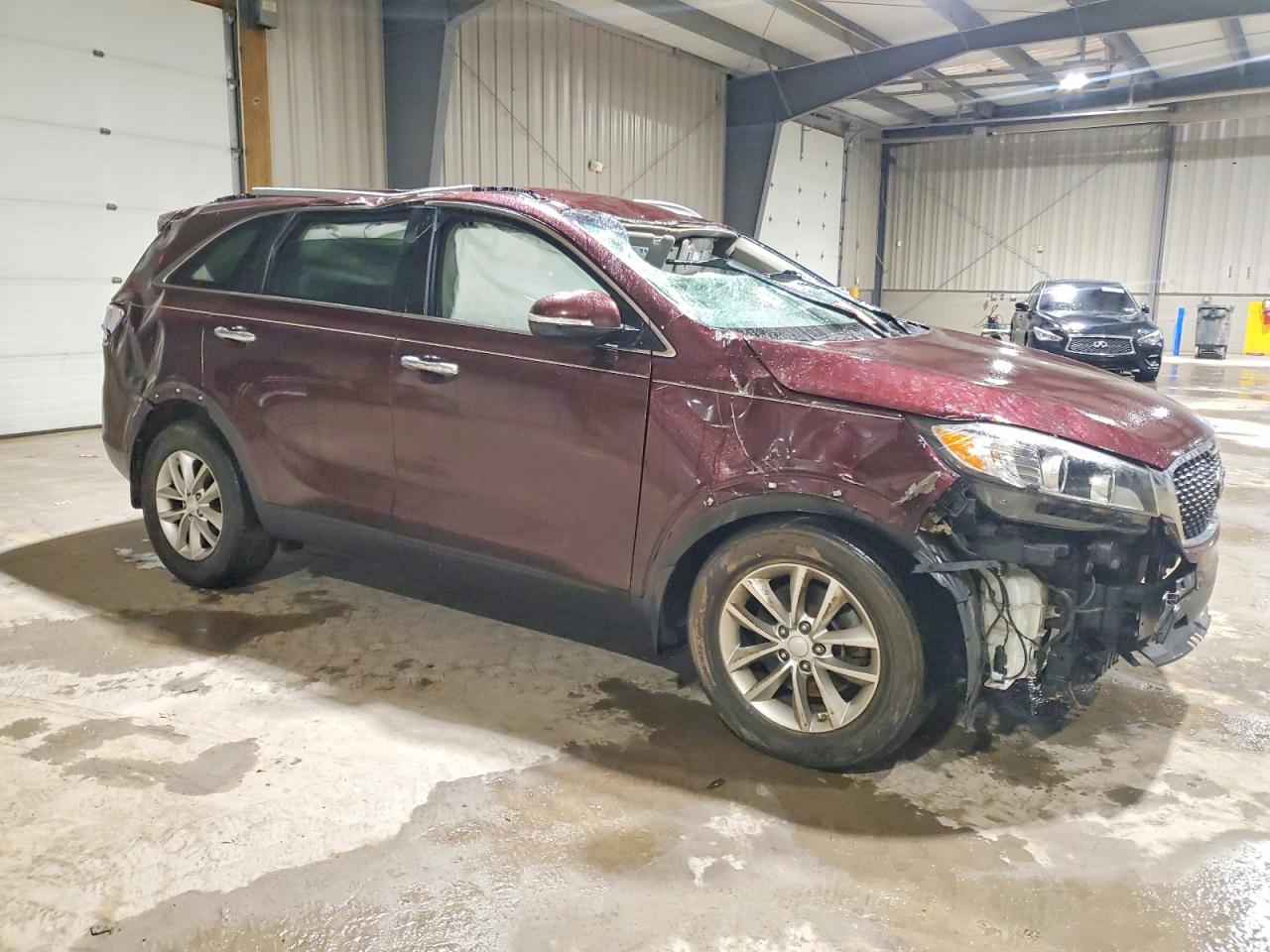 2016 KIA SORENTO LX photo 4
