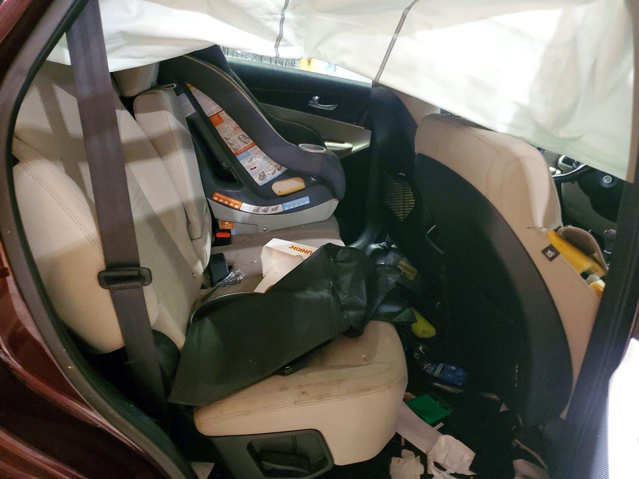 2016 KIA SORENTO LX photo 11