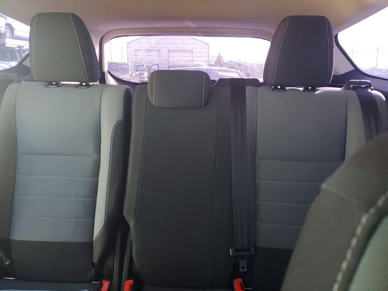 2017 FORD ESCAPE S photo 10