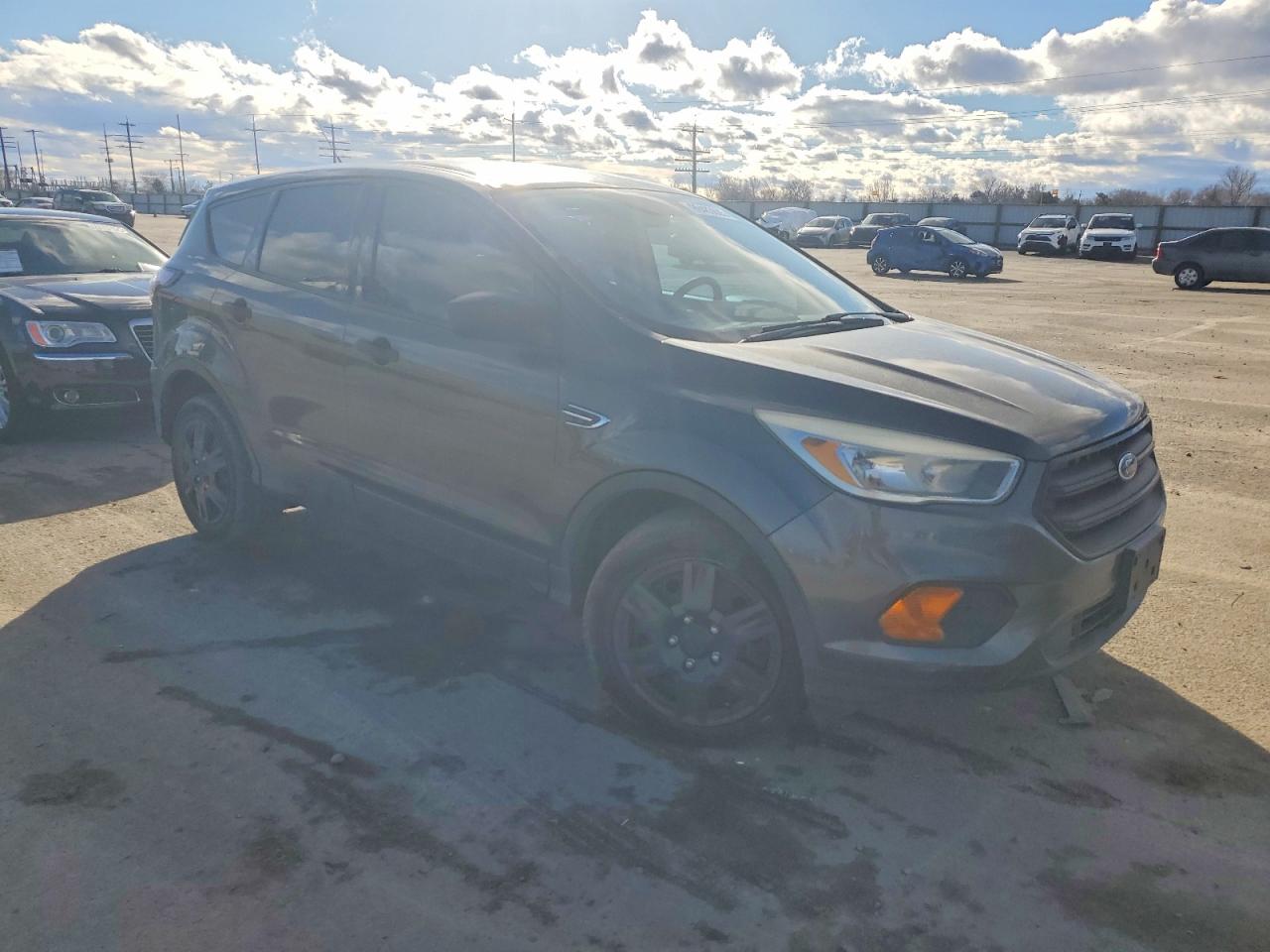 2017 FORD ESCAPE S photo 4