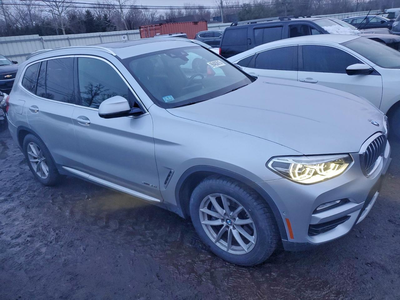 2018 BMW X3 XDRIVE30I photo 4