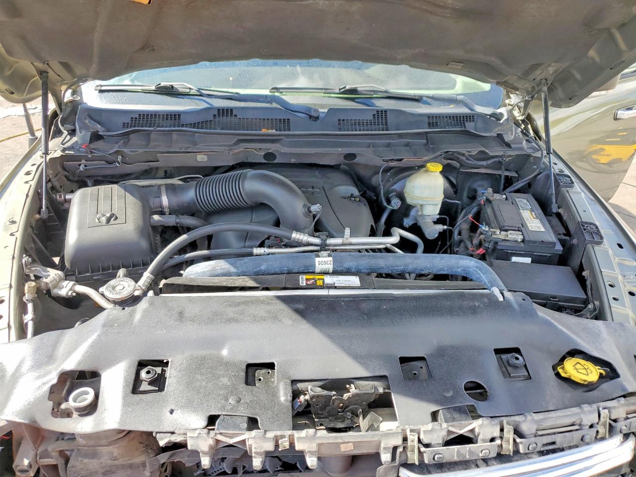 2015 RAM 1500 SLT photo 11