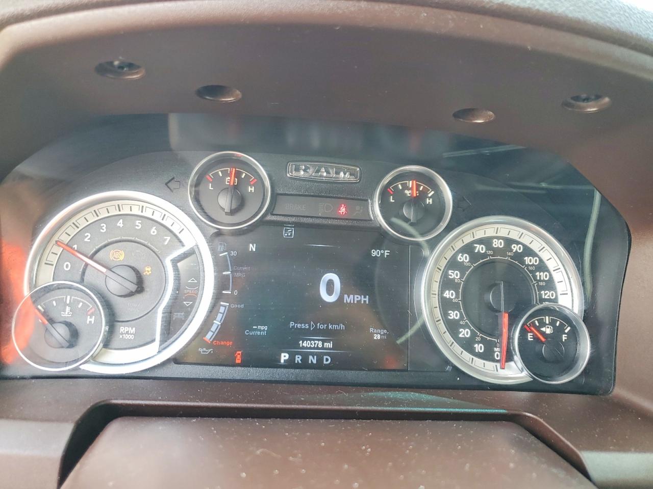 2015 RAM 1500 SLT photo 9