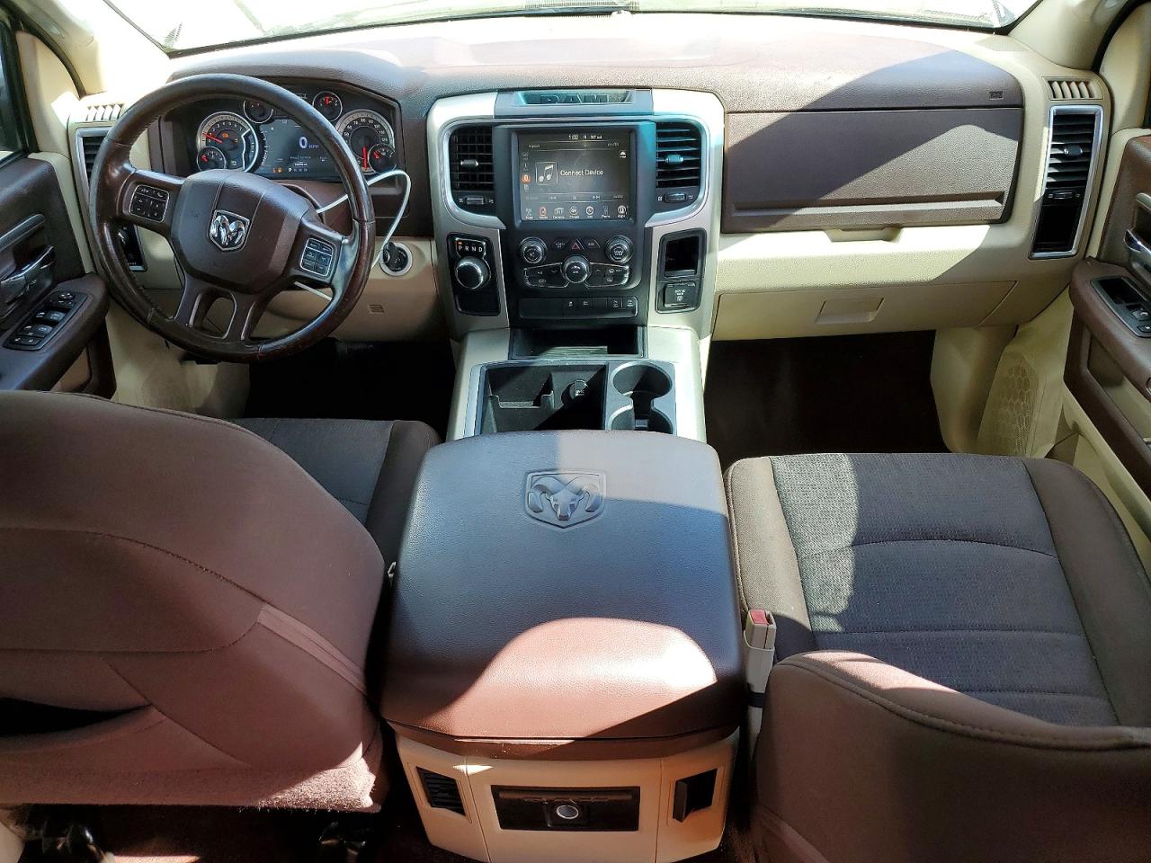 2015 RAM 1500 SLT photo 8