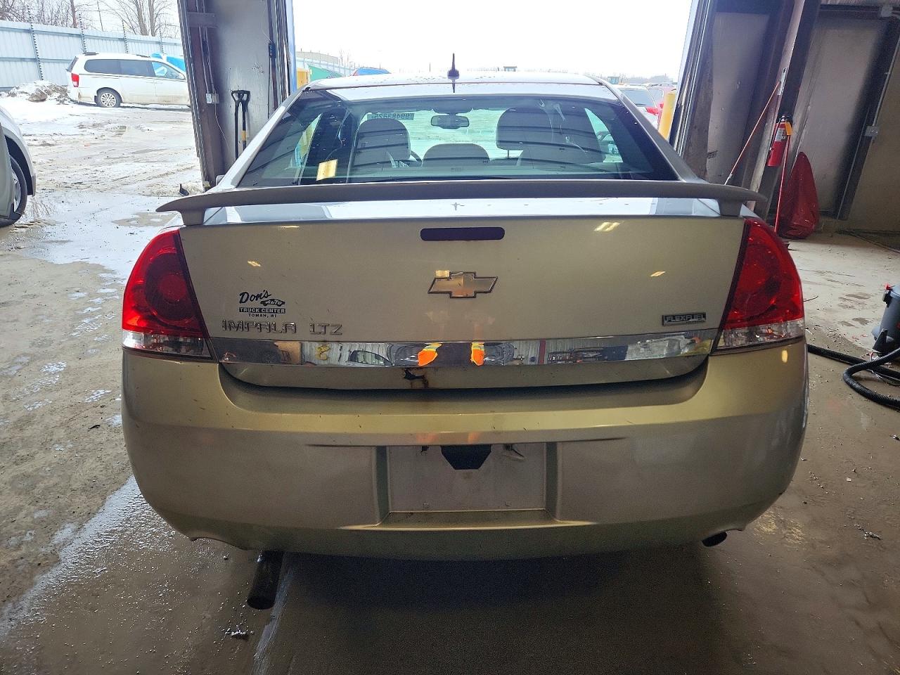 2010 CHEVROLET IMPALA LTZ photo 16