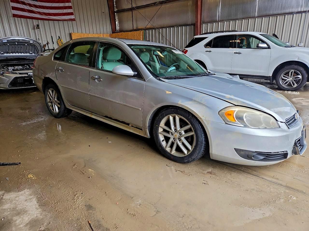 2010 CHEVROLET IMPALA LTZ photo 10