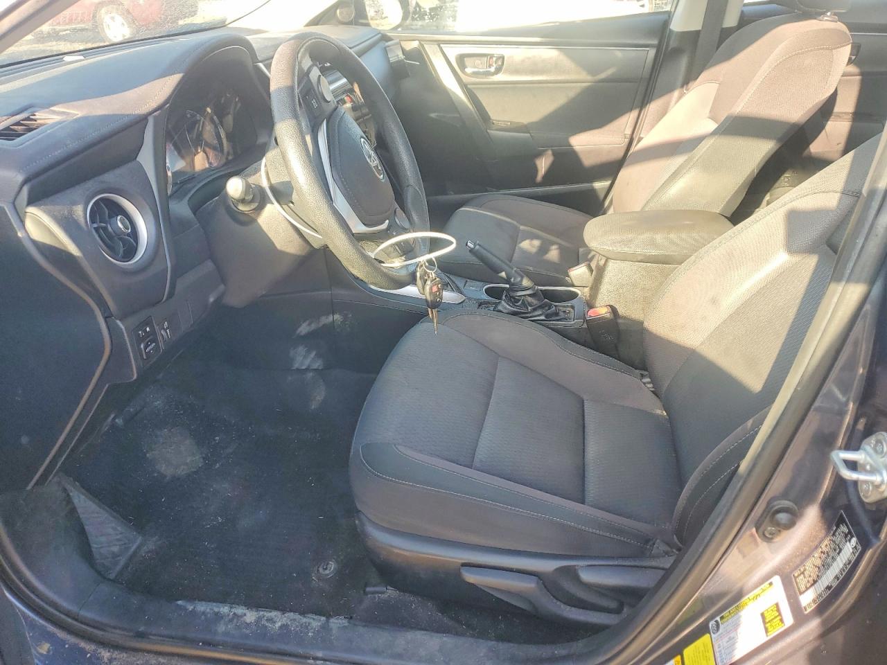 2018 TOYOTA COROLLA L photo 7