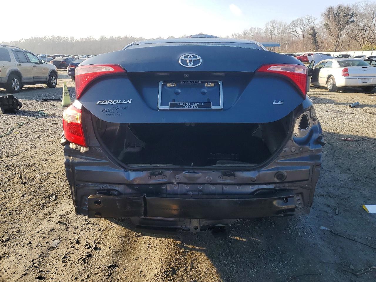 2018 TOYOTA COROLLA L photo 6