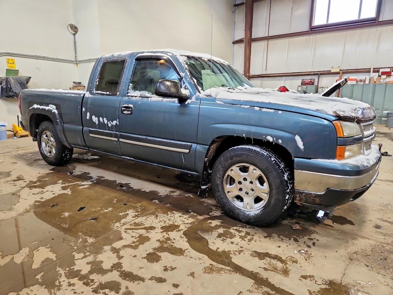2006 CHEVROLET SILVERADO C1500 photo 4