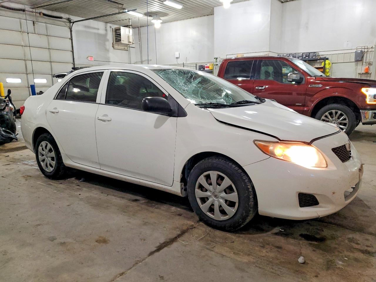 2010 TOYOTA COROLLA BASE photo 4