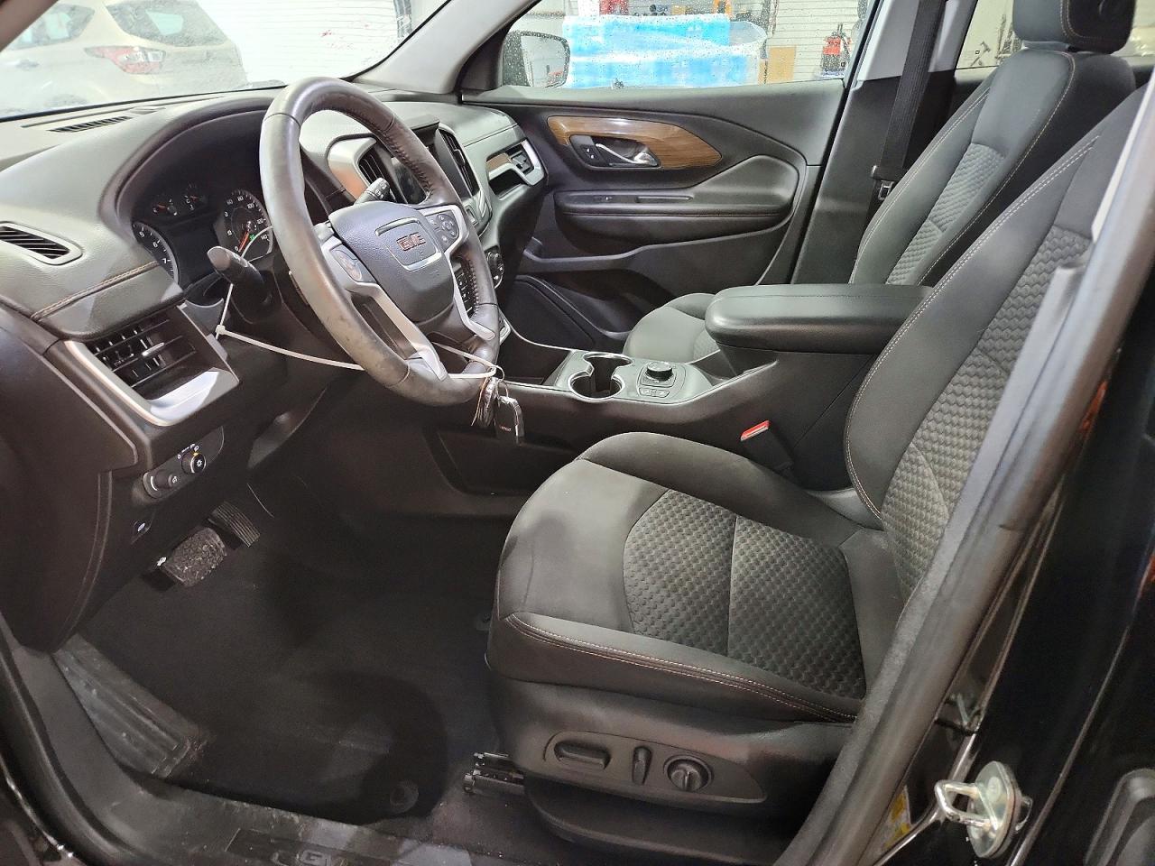 2018 GMC TERRAIN SLE photo 7