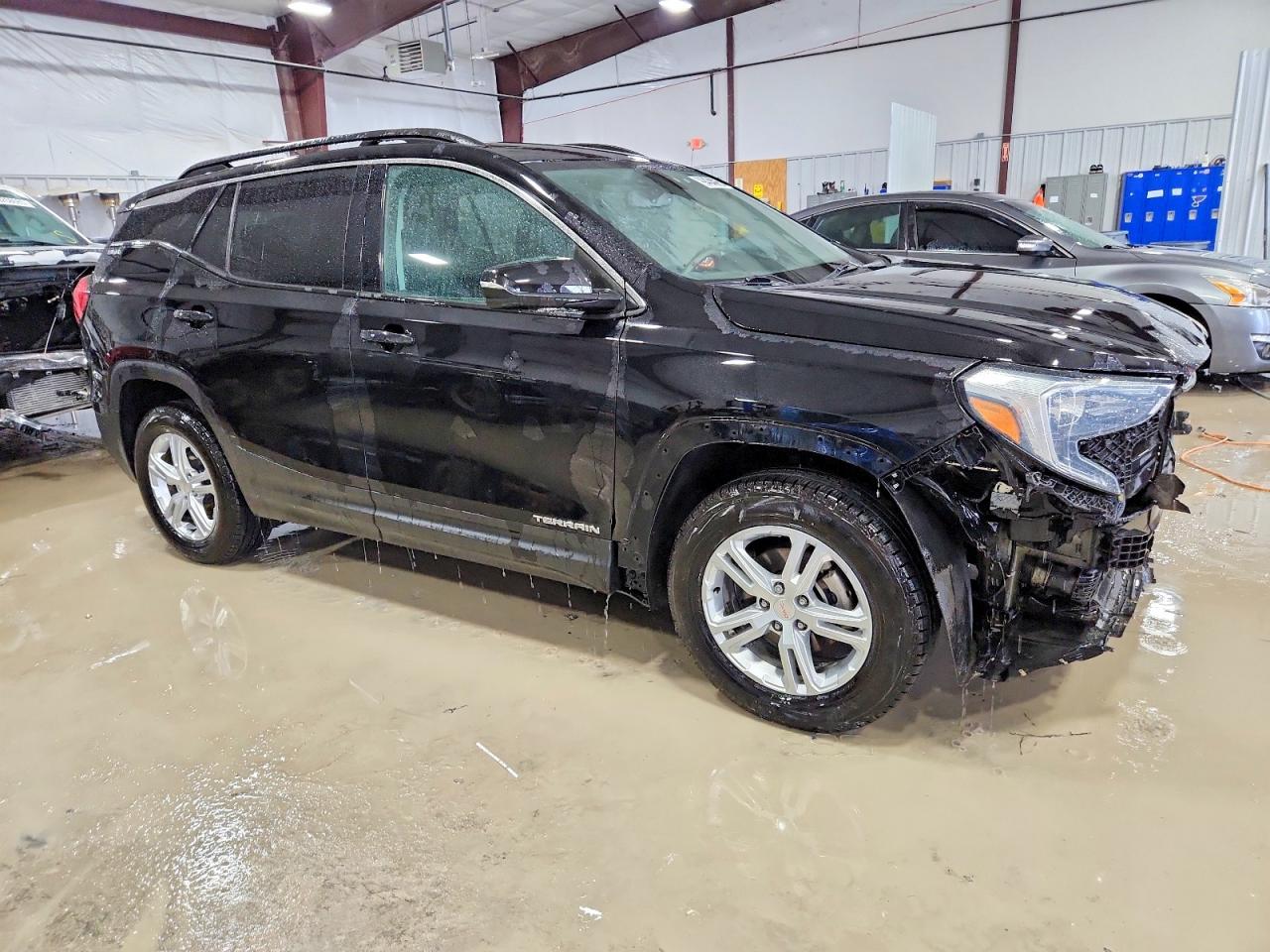 2018 GMC TERRAIN SLE photo 4