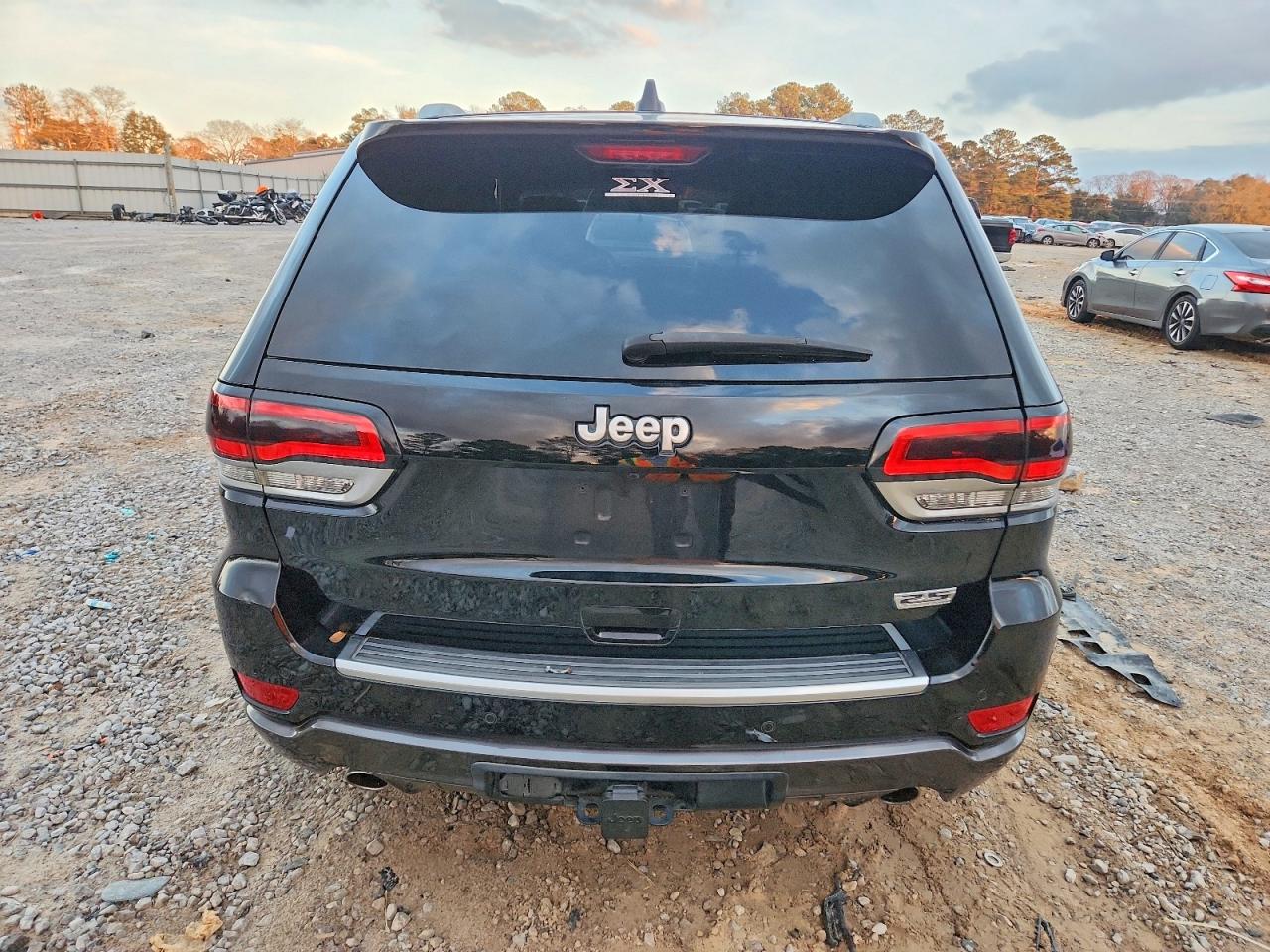 2018 JEEP GRAND CHEROKEE LIMITED photo 6