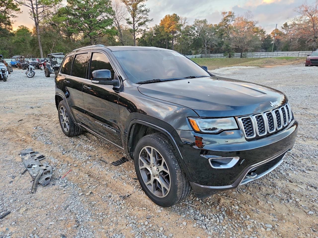 2018 JEEP GRAND CHEROKEE LIMITED photo 4