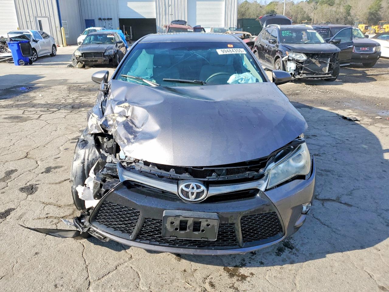 2016 TOYOTA CAMRY SE photo 5