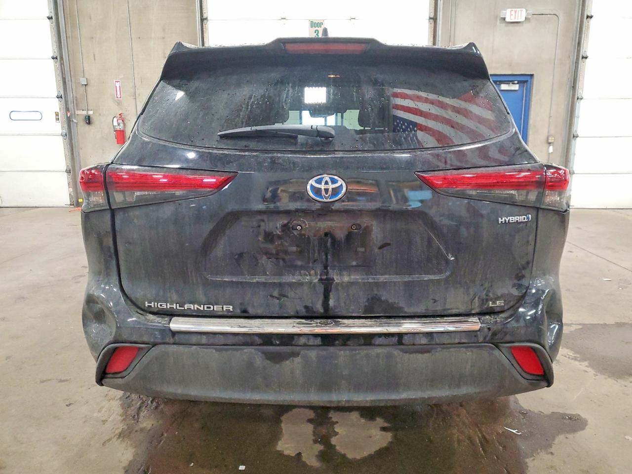 2023 TOYOTA HIGHLANDER HYBRID LE photo 6