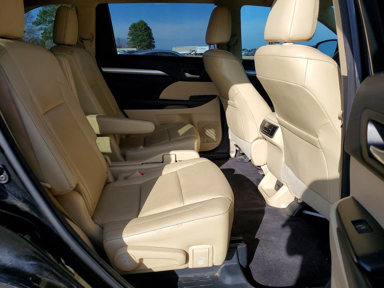 2014 TOYOTA HIGHLANDER XLE photo 11