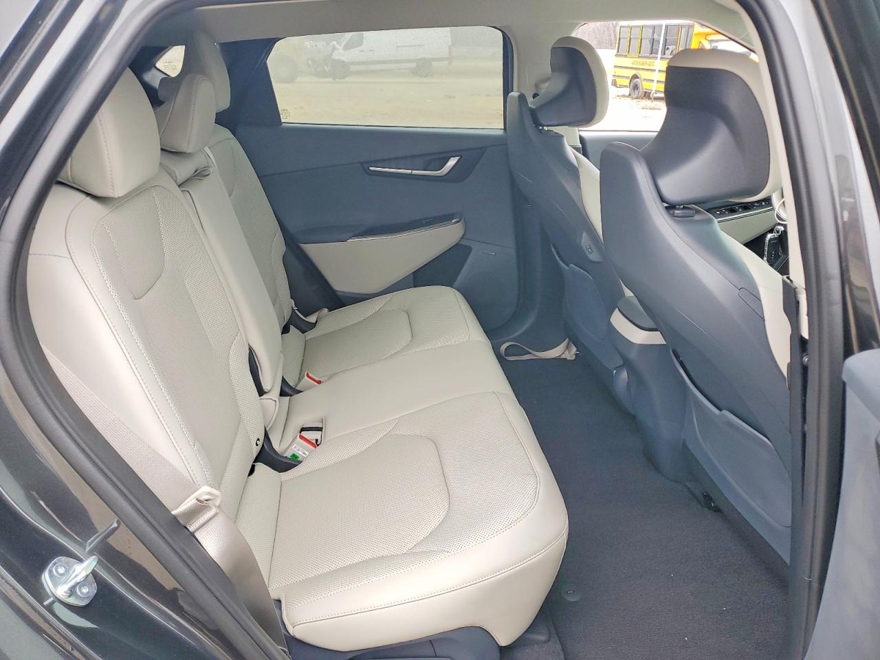 2024 KIA EV6 photo 21