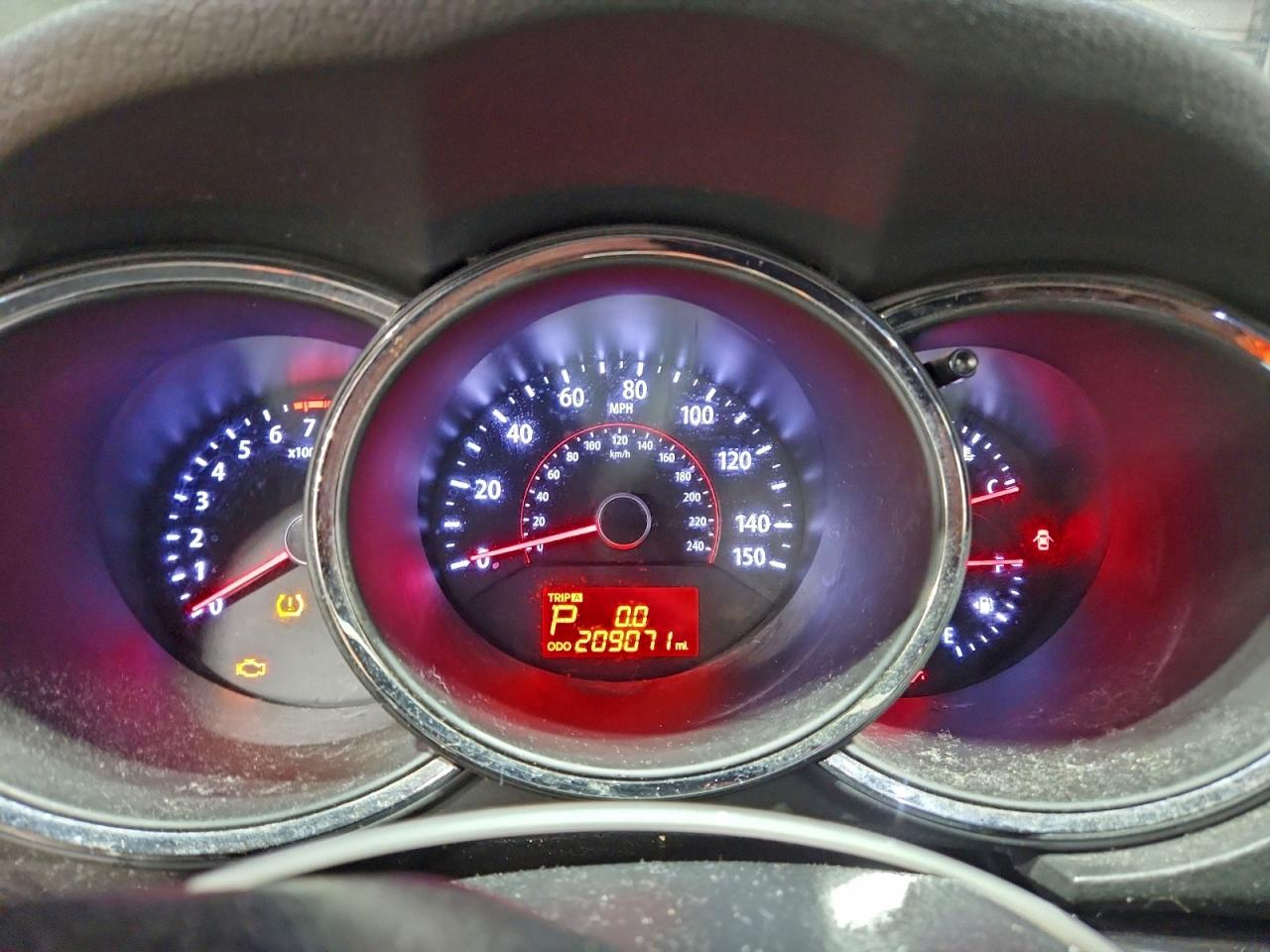 2012 KIA SORENTO BASE photo 9