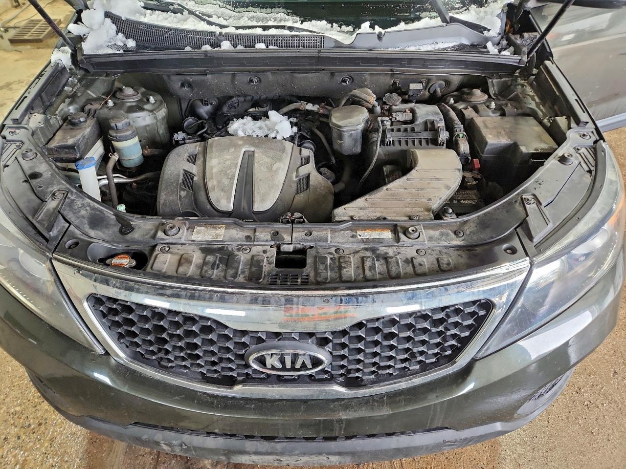 2012 KIA SORENTO BASE photo 12