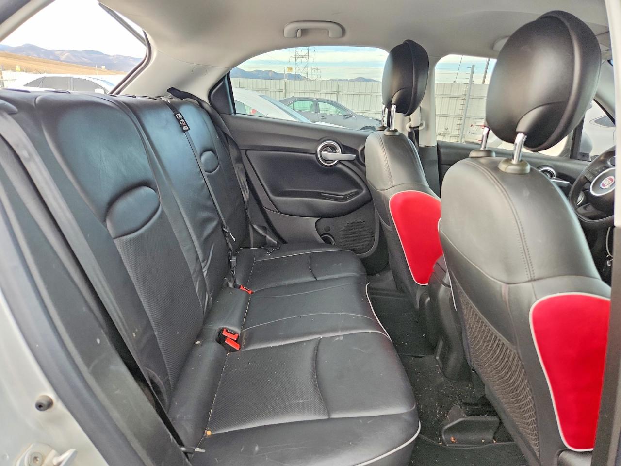 2016 FIAT 500X LOUNGE photo 11