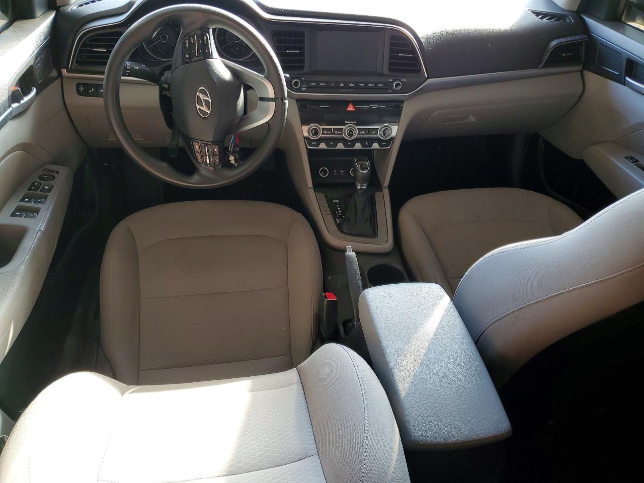 2020 HYUNDAI ELANTRA SEL photo 15