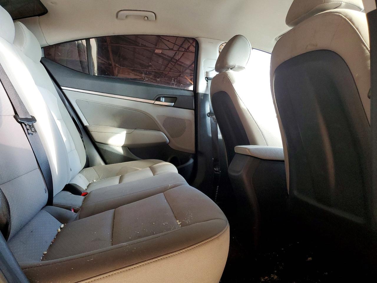 2020 HYUNDAI ELANTRA SEL photo 19